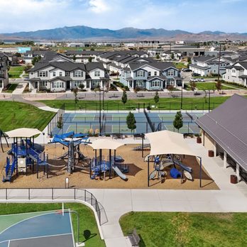 Parkview Towns Lindon - Apartments Near Me - Lindon, Utah