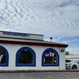Just opened near the Goodwill on Azalea Road - the same delicious seafood that I have enjoyed on Springhill Avenue! Just opened near the Goodwill on Azalea Road - the same delicious seafood that I have enjoyed on Springhill Avenue!