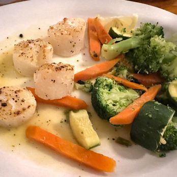 Captain Charlie's Original Reef Grill - Seafood Near Me - Juno Beach, Florida