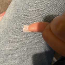 MP Nail Spa - Thumb nail cracked in less then 2 hours. She purposely put the acrylic nail on the tip of my fingernail.