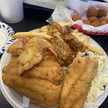 Bayseas Restaurant - Catfish, Shrimp, Oysters and a large order of hushpuppies. Perfect! - Seafood Near Me - Universal City, Texas Bayseas Restaurant - Catfish, Shrimp, Oysters and a large order of hushpuppies. Perfect! - Seafood Near Me - Universal City, Texas