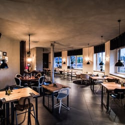 87 Barbecue & Bar