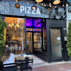 The Angelo Pizza - Entrance