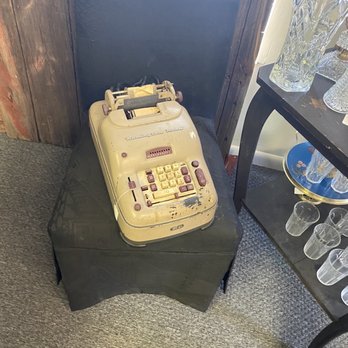 The Rusty Jug - Used, Vintage & Consignment Near Me - Attalla, Alabama The Rusty Jug - Used, Vintage & Consignment Near Me - Attalla, Alabama