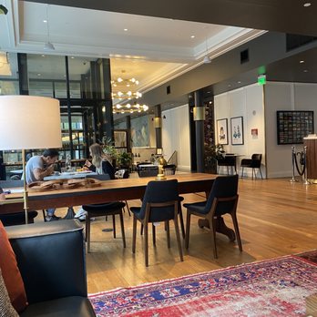 Ben Paris - Back lounge area - New American Near Me - Seattle, Washington