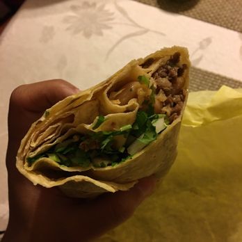 El Primo Taco Truck - Don't understand the long lines at this place. Horrible burrito no flavor whatsoever. - Food Trucks Near Me
