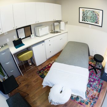 WSB Massage & Wellness - Our treatment space. - Massage Therapy Near Me - Toronto, Ontario WSB Massage & Wellness - Our treatment space. - Massage Therapy Near Me - Toronto, Ontario