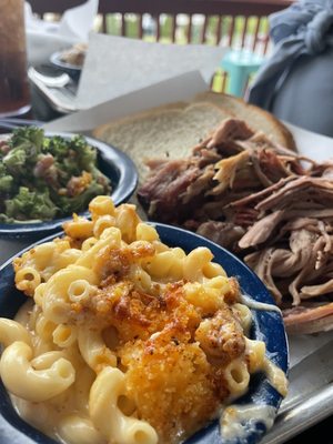 Martin's Bar-B-Que Joint by null