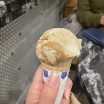 New City Microcreamery - K Tres Leches (GES) - Ice Cream & Frozen Yogurt Near Me - Cambridge, Massachusetts
