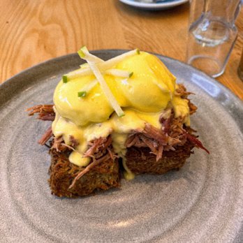 NORTHSIDE Espresso + Kitchen - Tim's Benny - 5 stars - Cafes Near Me - Kingston, Ontario