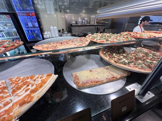 Johnny&Associates 20年Johnnys' ST… Johnnys New York Style Pizzeria