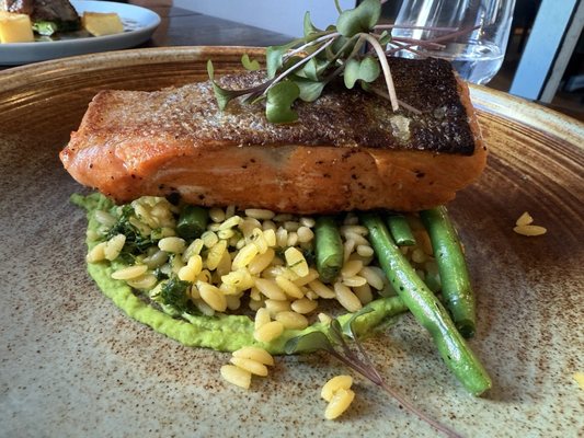 Fiddlesticks Restaurant and Bar by null