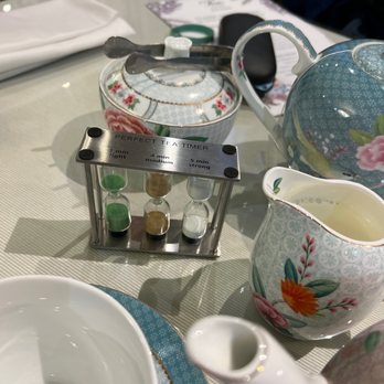 The St. Ermin's Tea Lounge - They recommend using the sand hourglass to determine the steeping time - Tea Rooms Near Me - Westminster, XGL The St. Ermin's Tea Lounge - They recommend using the sand hourglass to determine the steeping time - Tea Rooms Near Me - Westminster, XGL