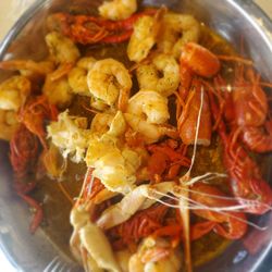 Boiling House - Raw shrimp, smushy crab legs inedible.