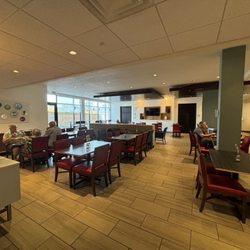Holiday Inn Express & Suites Kirksville - University Area - Dining area.