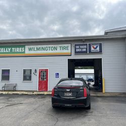 Tire Tracks - Wilmington - Oil change