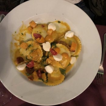 Crusco's - Ravioli Special. Spinach ravioli with butternut sauce. Chunks of butternut, tomatoes and fresh mozzarella incorporated in. - Italian Near Me - Angels Camp, California Crusco's - Ravioli Special. Spinach ravioli with butternut sauce. Chunks of butternut, tomatoes and fresh mozzarella incorporated in. - Italian Near Me - Angels Camp, California