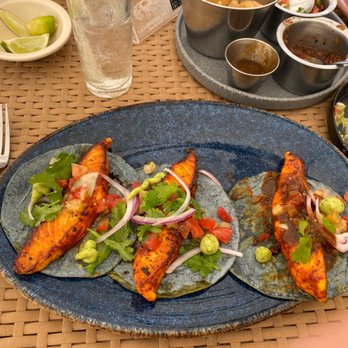 La Langosta Loca - Salmon de pastor tacos - Seafood Near Me - Puerto Vallarta, JAL