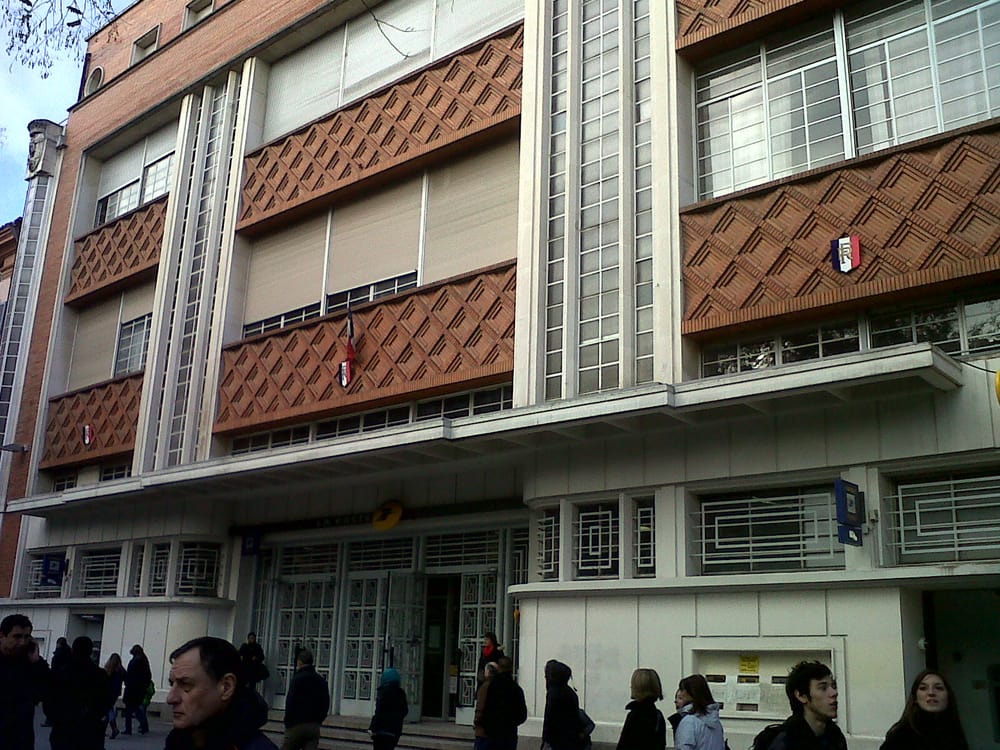 La Poste Couriers Delivery Services 9 Rue Lafayette Capitole Toulouse France Yelp