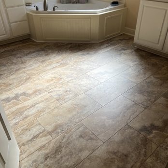S Dunlap Flooring - Master bath - Flooring Near Me - Hatfield , Pennsylvania