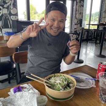 Phowheels - Took my dad's international friend here. - Food Trucks Near Me - Burtonsville, Maryland