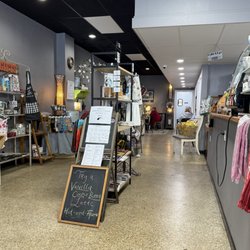 The 905 Cafe