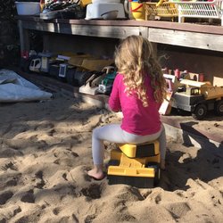 Mill Valley Nursery School - Sand box fun, best outdoor play campus