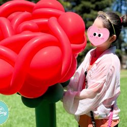 Balloon Song - Giant rose balloon