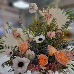 Virginia Beach Florist - Beautiful arrangement I got from them.