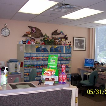Frank P Scartozzi, DDS - Front Desk - Pediatric Dentists Near Me - Closter, New Jersey