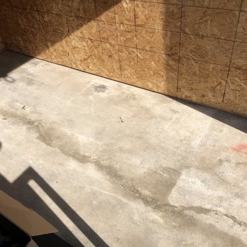 A-1 Budget Storage - Evidence of water running right through my unit - Self Storage Near Me - North Highlands, California A-1 Budget Storage - Evidence of water running right through my unit - Self Storage Near Me - North Highlands, California