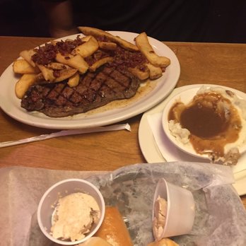 Texas Roadhouse - Steakhouses Near Me - Johnston, Iowa