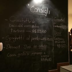 Casa Gusto - Menu delicioso em uma casa aconchegante.
