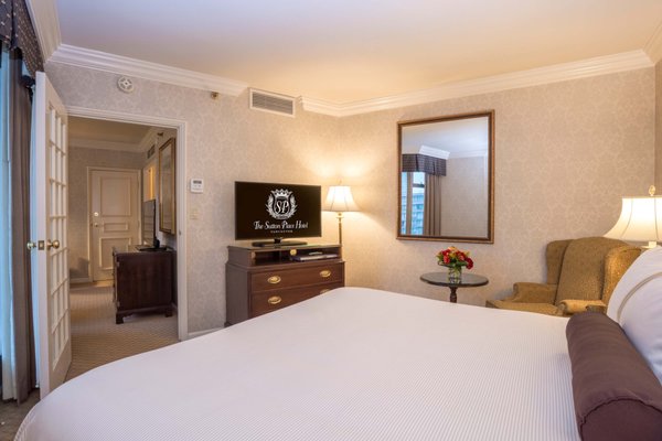 Sutton Place Hotel Vancouver by null
