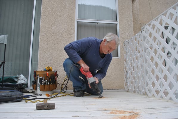 Handyman Vance Logo