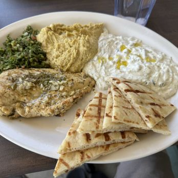 Brothers Cafe - Mediterranean chicken plate - Cafes Near Me - San Mateo, California