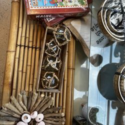 Beachology - Decor