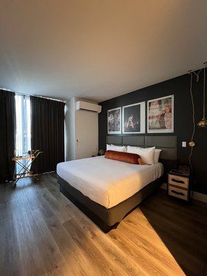 The ENGLiSH Hotel, Las Vegas, a Tribute Portfolio Hotel by null