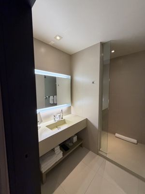 The New York EDITION by null