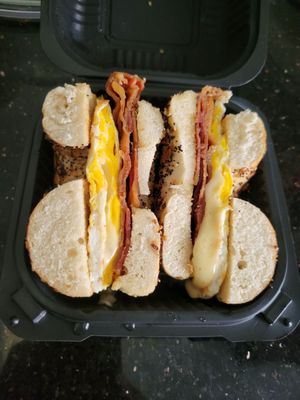 Manny's Deli Stop by null