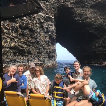 Na Pali Pirates - Boat Tours Near Me
