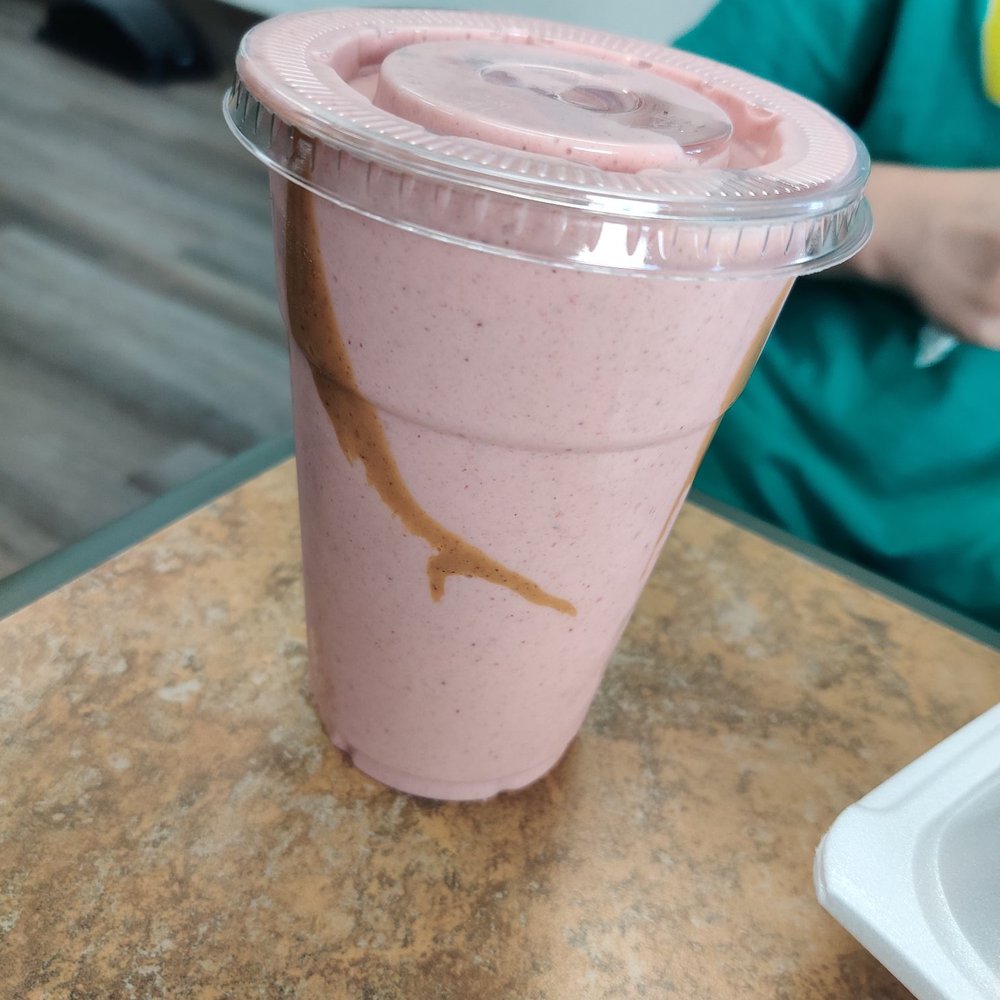 Healthy Kitchen 33 - Pb smoothie with strawberry - Vegan Near Me - Naranja, Florida Healthy Kitchen 33 - Pb smoothie with strawberry - Vegan Near Me - Naranja, Florida