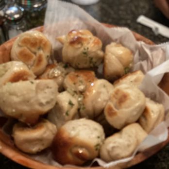 Dipiazza Pizzeria - Garlic rolls "wow" - Pizza Near Me - Hialeah, Florida Dipiazza Pizzeria - Garlic rolls "wow" - Pizza Near Me - Hialeah, Florida