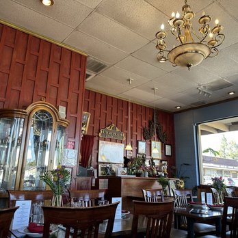 Chao Praya - Thai Near Me - Novato, California
