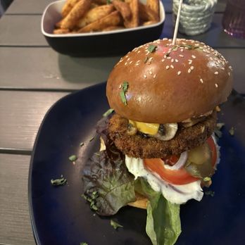 Space Burger - Burgers Near Me - Dusseldorf, NW Space Burger - Burgers Near Me - Dusseldorf, NW