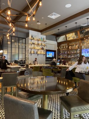 Rowdy Tiger Whiskey Bar & Kitchen by null