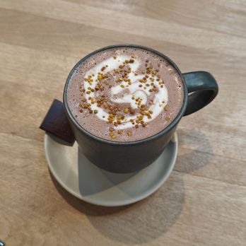 Spinnaker Chocolate - Bees knees - Chocolatiers & Shops Near Me - Seattle, Washington Spinnaker Chocolate - Bees knees - Chocolatiers & Shops Near Me - Seattle, Washington