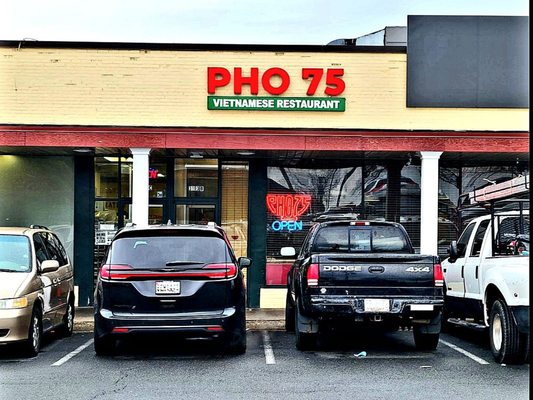 Pho 75 by null
