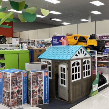 Target - Department Stores Near Me - Plano, Texas