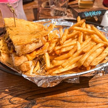 Six Car Pub & Brewery - Short Rib Grilled Cheese - Brewpubs Near Me - Amarillo, Texas Six Car Pub & Brewery - Short Rib Grilled Cheese - Brewpubs Near Me - Amarillo, Texas